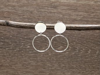 Open Big Solid Small Circles Stud Earrings