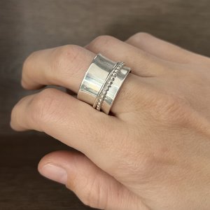 2 Ring Spinner Ring