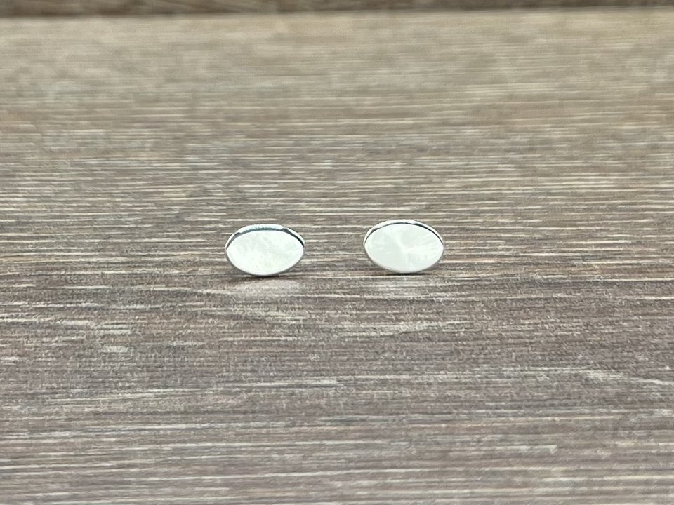 Large Oval Studs