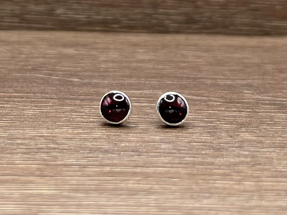 Carnelian Studs